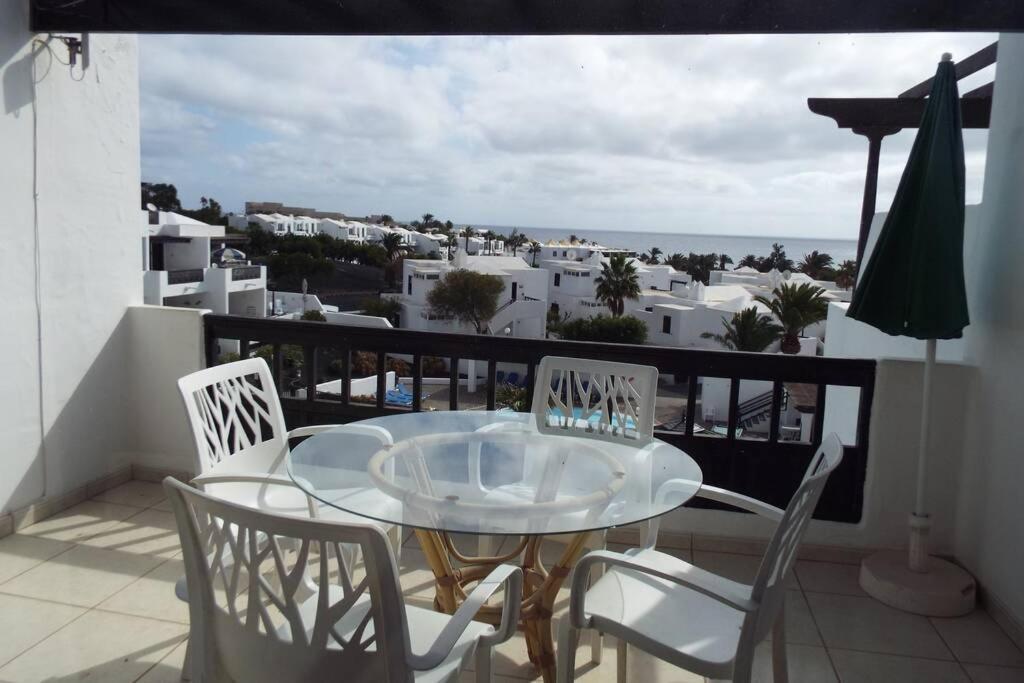 Playa Bastian A47 - Ocean View Apartman Costa Teguise Kültér fotó